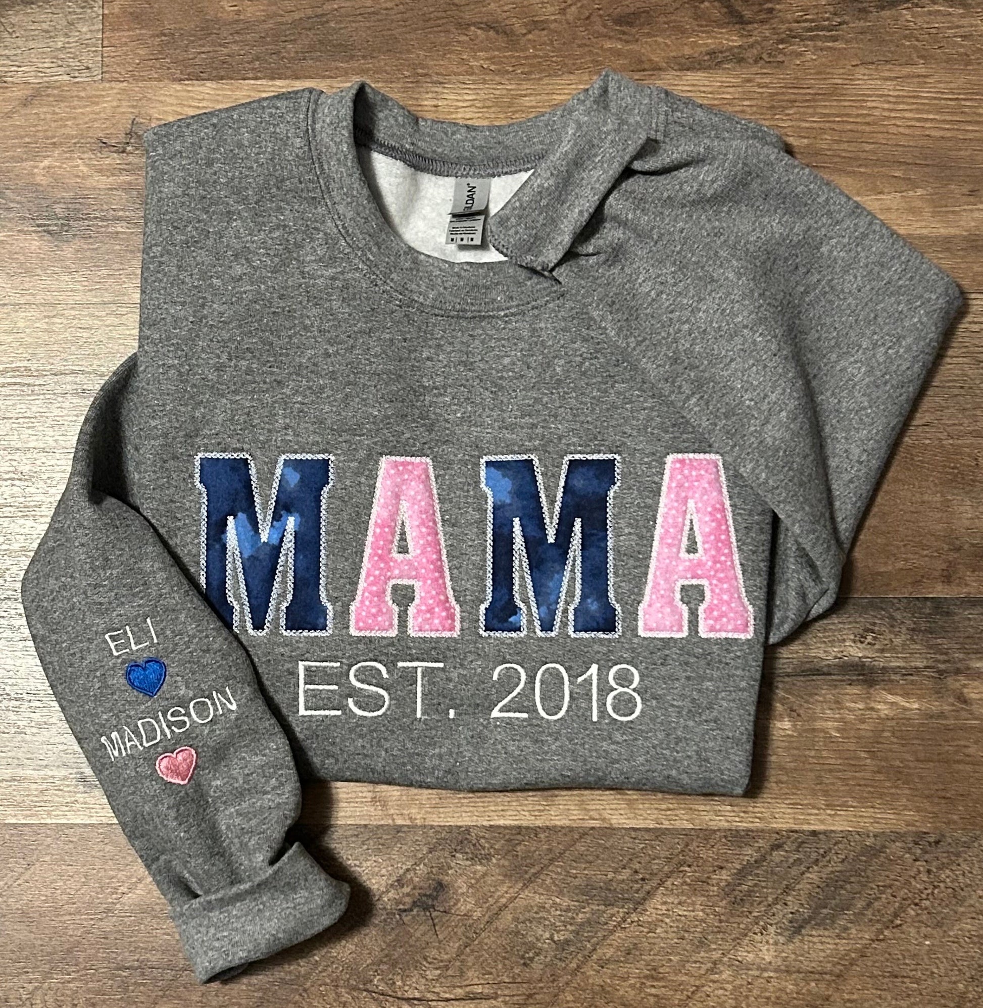 Keepsake Sweatshirt, Personalized Mama sweatshirt, Girl Mama Sweatshirt, Embroidered Mama Shirt, Boy Mama, New Mom Gift, Mother's Day Gift